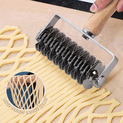 Pastry Lattice Roller Cutter, Stainless Steel Lattice Dough Cutter Wood Handle, Professional Pastry Crust Cutter, Household Time-Saver Cutting Tool Pie Bread Beef Wellington Pizza