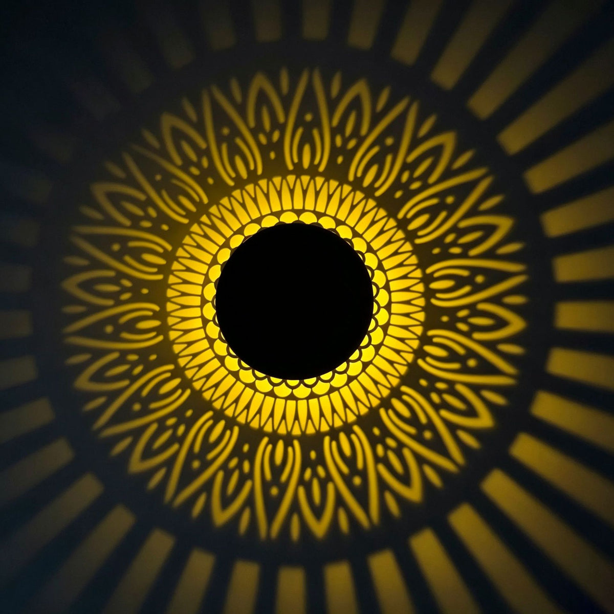 65K+ SOLD!✨Solar Mandala Wall Light | Outdoor Garden Fence Projector Lamp 🪐🌌